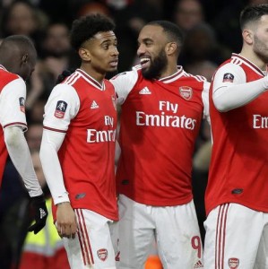  阿森纳连续三场零封，防线蜕变成争冠底气  