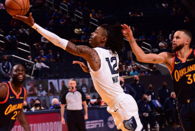  莫兰特禁赛归来率队击败开拓者  