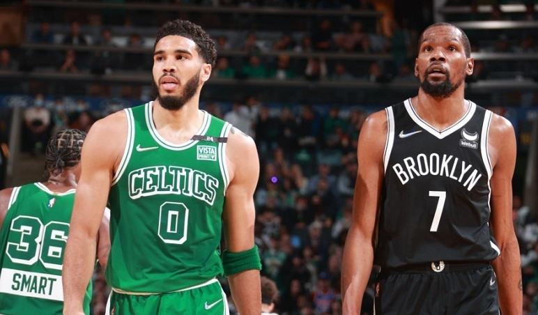  塔图姆末节爆发 绿军终结快船连胜  