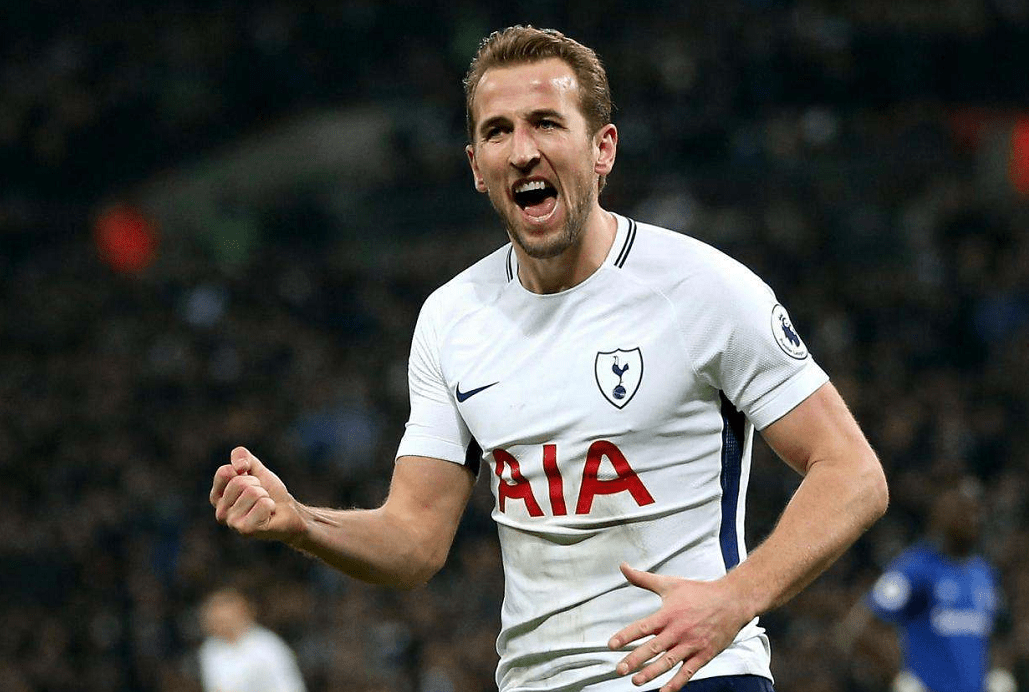  热刺库卢塞夫斯基神仙球，入选英超月最佳候选  